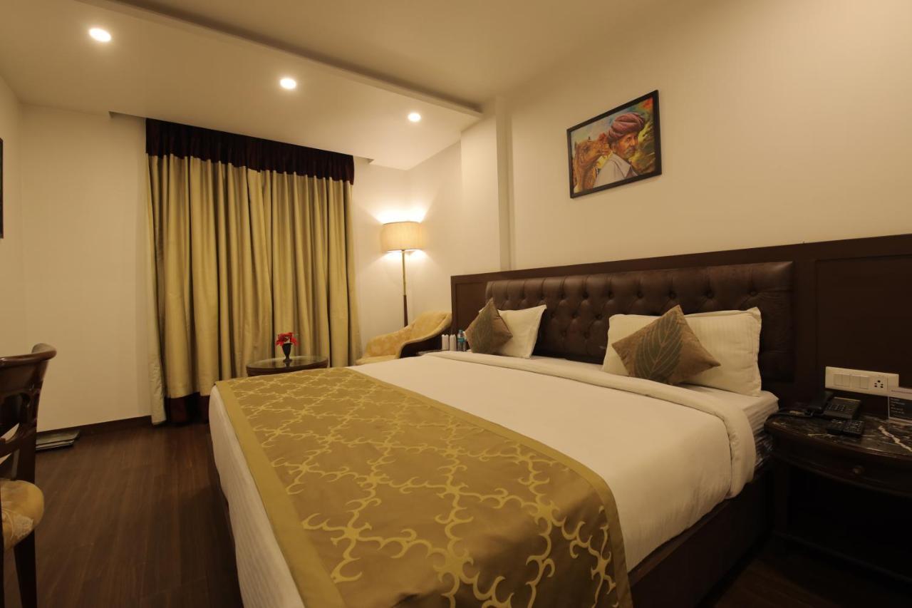 Airport Hotel Bollywood Paradise ニューデリー エクステリア 写真